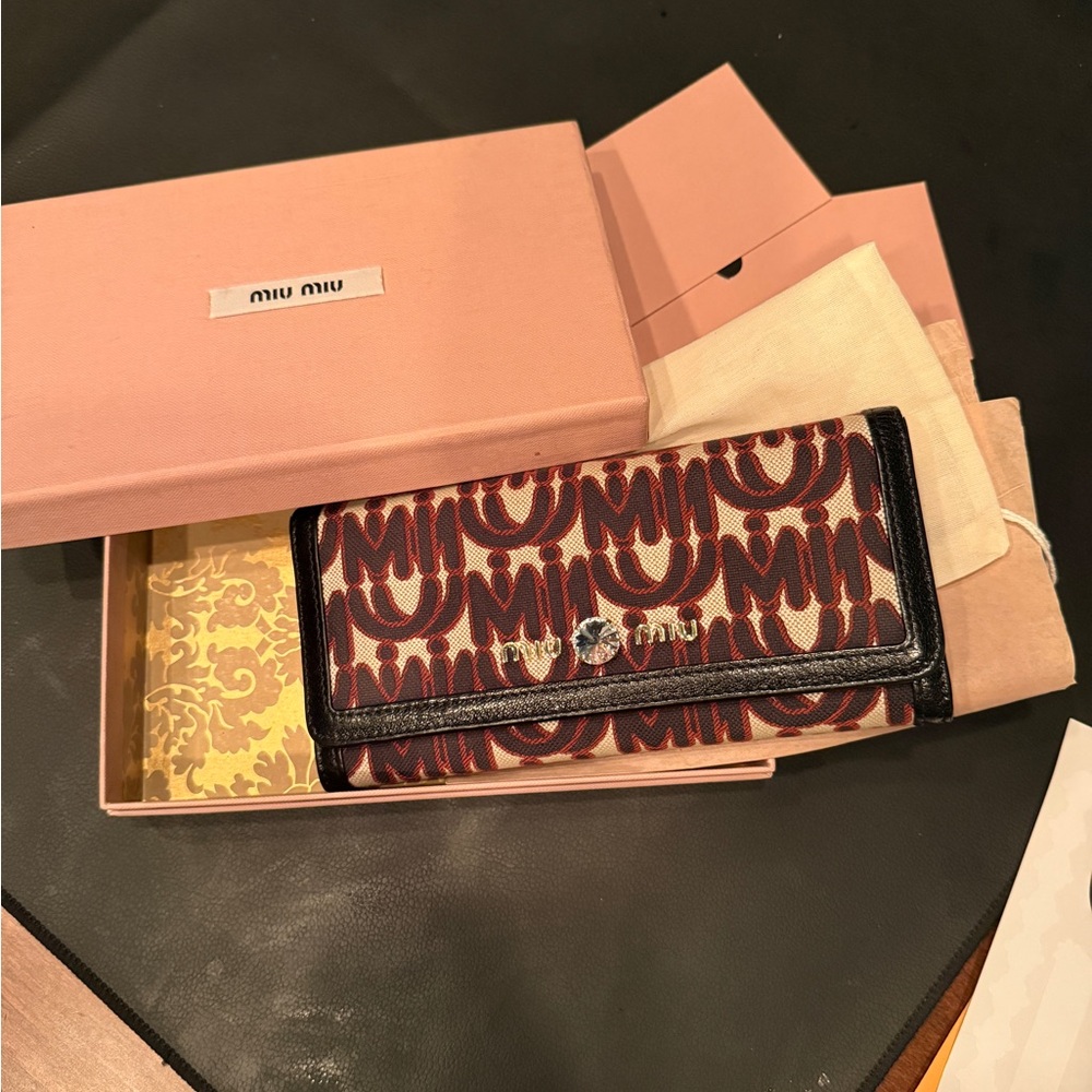 Miu Miu Black and Red Patterned Wallet